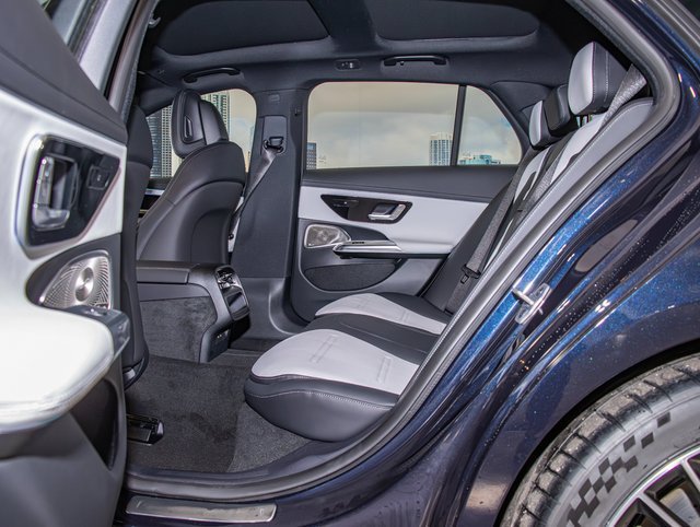Certified 2026 Mercedes-Benz E 53 AMG e 4MATIC Wagon image 22