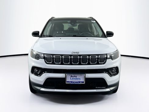 Used 2022 Jeep Compass Limited AWD/4WD image 2