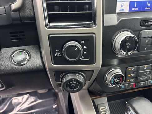 Certified 2020 Ford F150 Lariat w/ Equipment Group 502A Luxury image 24