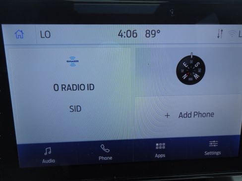 Used 2023 Ford Explorer XLT w/ Equipment Group 202A AWD/4WD image 17