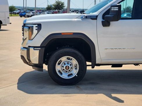 New 2024 GMC Sierra 2500 Pro w/ Convenience Package RWD image 8