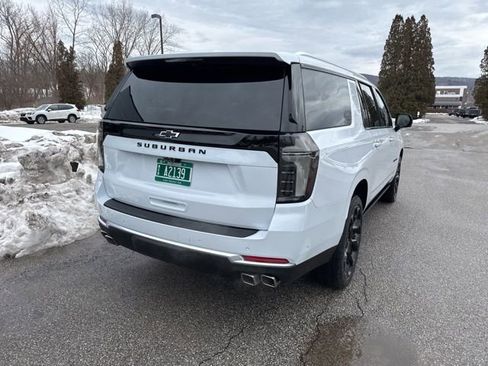 New 2026 Chevrolet Suburban High Country AWD/4WD image 21
