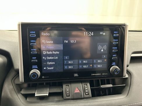 Used 2021 Toyota RAV4 Limited image 14