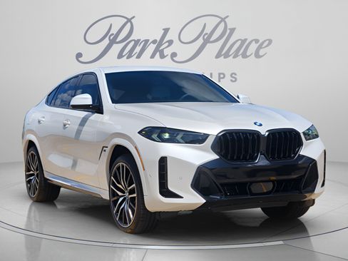 Used 2026 BMW X6 xDrive40i AWD/4WD image 4