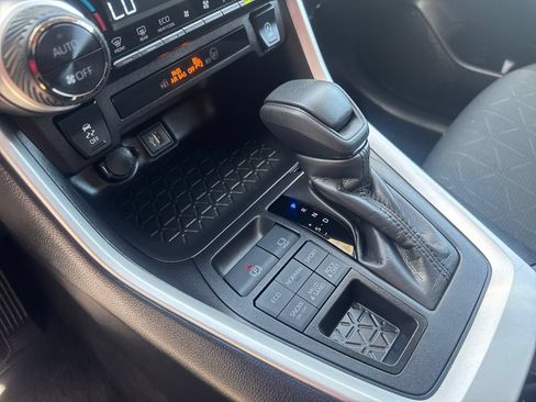 Certified 2025 Toyota RAV4 XLE AWD/4WD image 24