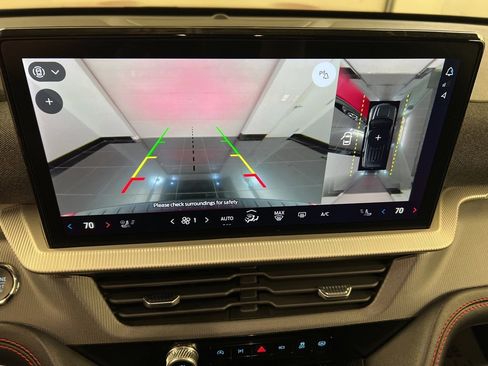 Certified 2025 Ford Explorer ST-Line image 13