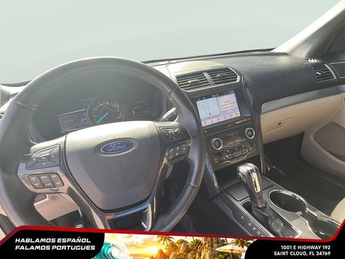 Used 2018 Ford Explorer XLT w/ Equipment Group 202A FWD image 15