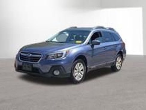 Used 2018 Subaru Outback 2.5i Premium AWD/4WD image 3
