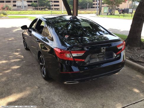 Used 2022 Honda Accord Sport image 6