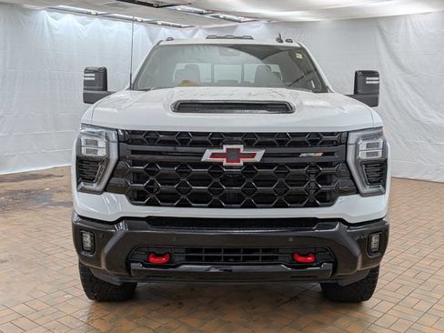 Used 2026 Chevrolet Silverado 2500 ZR2 AWD/4WD image 2