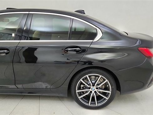 Used 2021 BMW 330i Sedan image 10