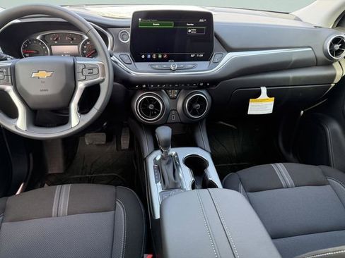 New 2026 Chevrolet Blazer LT w/ Midnight/Sport Edition image 38
