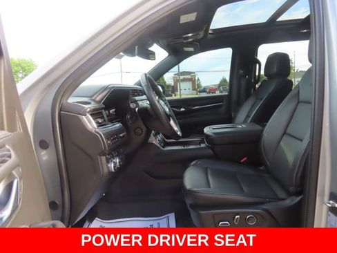 Used 2023 GMC Yukon XL Denali w/ LPO, Floor Liner Package AWD/4WD image 19