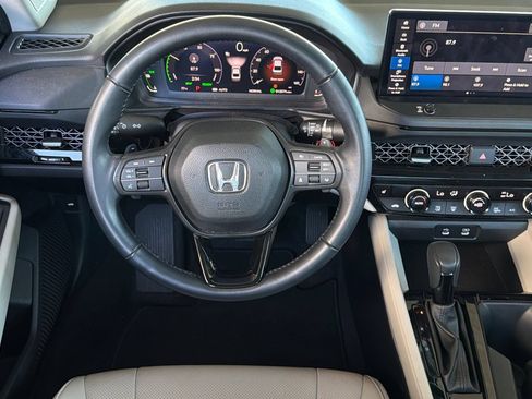 Used 2023 Honda Accord EX-L image 16