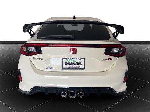 Used 2023 Honda Civic Type R image 4