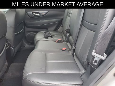 Used 2015 Nissan Rogue SL w/ SL Premium Package image 10