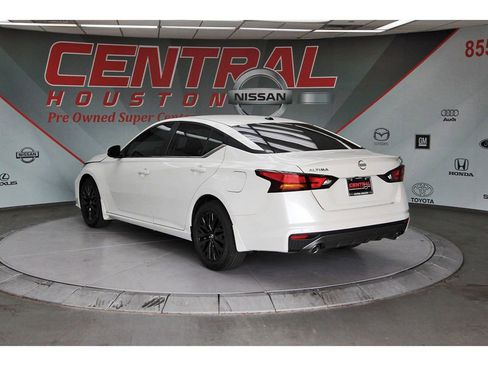 New 2026 Nissan Altima 2.5 SV w/ SV Special Edition Package FWD image 3