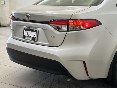 Used 2026 Toyota Corolla LE FWD image 29