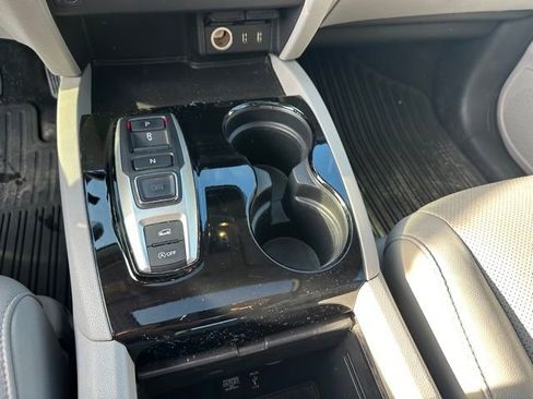 Used 2016 Honda Pilot Elite image 26