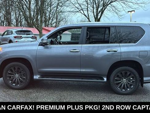 Used 2023 Lexus GX 460 Premium w/ Accessory Package AWD/4WD image 4