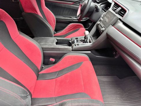 Used 2019 Honda Civic Type R image 12