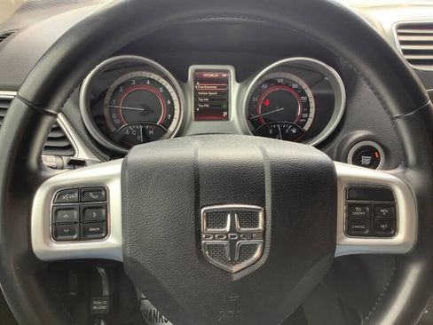 Used 2018 Dodge Journey SE w/ Connectivity Group FWD image 14
