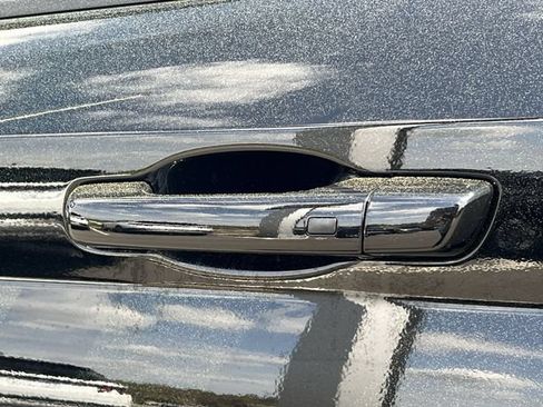 New 2026 Hyundai Venue SEL FWD image 35