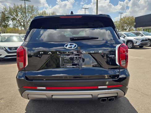 Used 2024 Hyundai Palisade Limited image 7