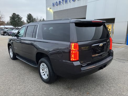 Used 2018 Chevrolet Suburban LT image 8