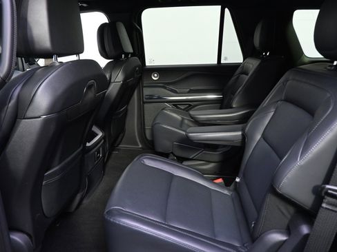 New 2025 Lincoln Navigator Reserve w/ Jet Appearance Package image 21