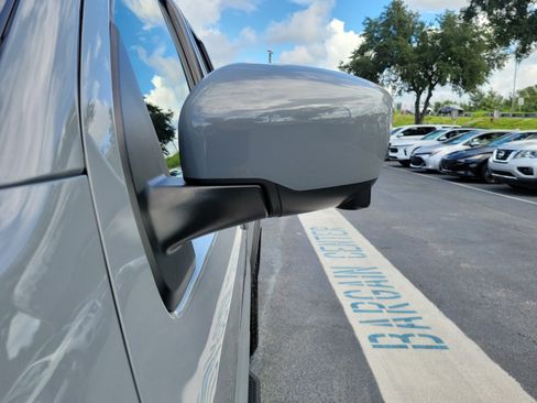 Used 2023 Nissan Frontier PRO-4X w/ Pro-4X Premium Package AWD/4WD image 4