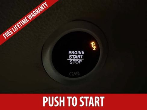Used 2024 Chrysler Pacifica Limited FWD image 17