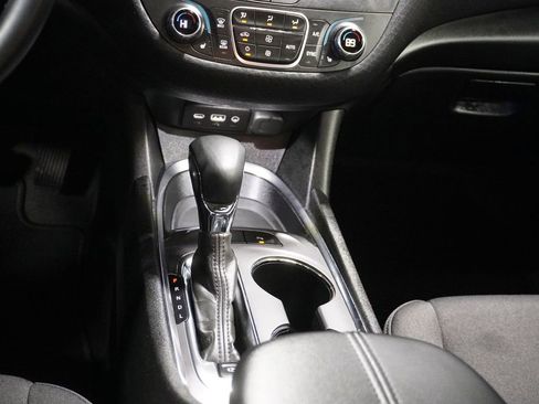 Used 2024 Chevrolet Malibu LT w/ Sport Edition image 11