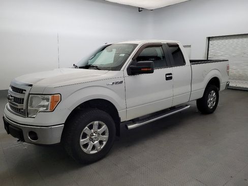Used 2013 Ford F150 XLT w/ XLT Chrome Pkg image 2
