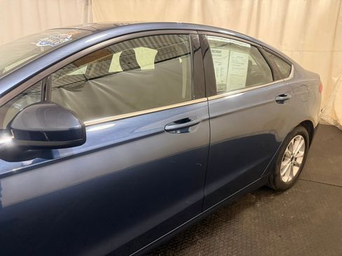 Used 2019 Ford Fusion SE image 7
