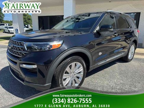 Used 2023 Ford Explorer King Ranch w/ Technology Package AWD/4WD image 2