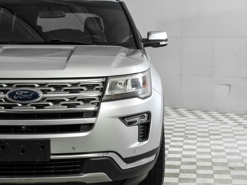 Used 2019 Ford Explorer Limited w/ Class III Trailer Tow Package FWD image 49