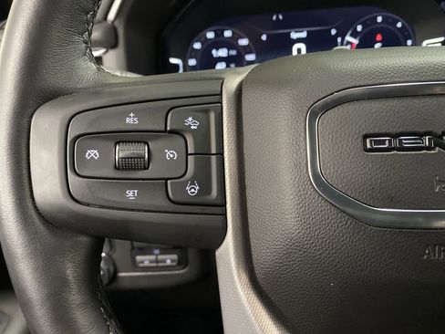 Used 2024 GMC Yukon Denali w/ Advanced Technology Package image 20