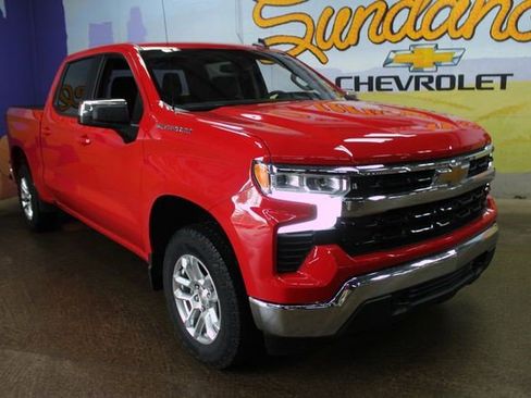 Certified 2023 Chevrolet Silverado 1500 LT AWD/4WD image 4