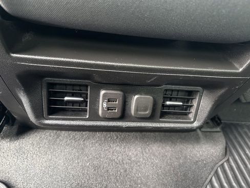 Used 2022 GMC Sierra 1500 Elevation image 17