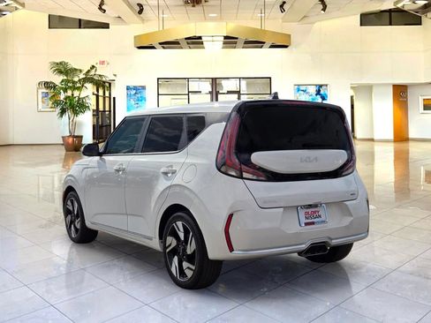 Used 2024 Kia Soul GT-Line FWD image 7