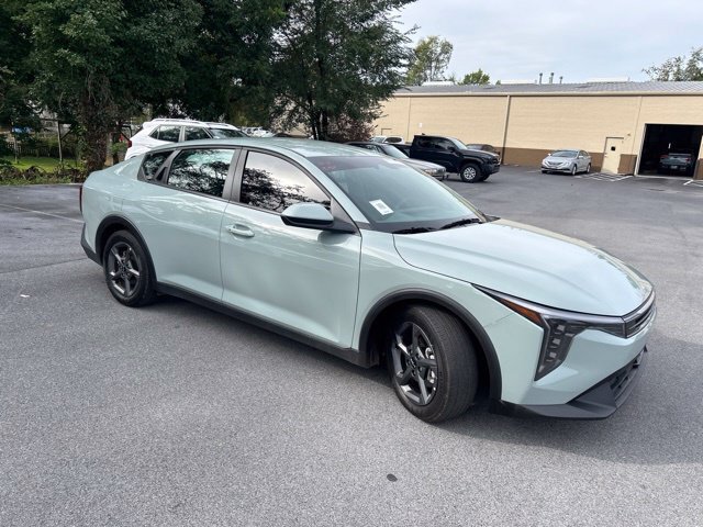 Used 2025 Kia K4 FWD image 7