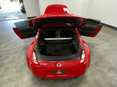 Used 2020 Nissan 370Z Coupe RWD image 43
