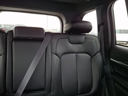 New 2025 Jeep Grand Cherokee Limited AWD/4WD image 15