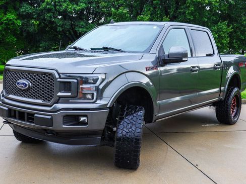 Used 2019 Ford F150 Lariat w/ Equipment Group 502A Luxury AWD/4WD image 3