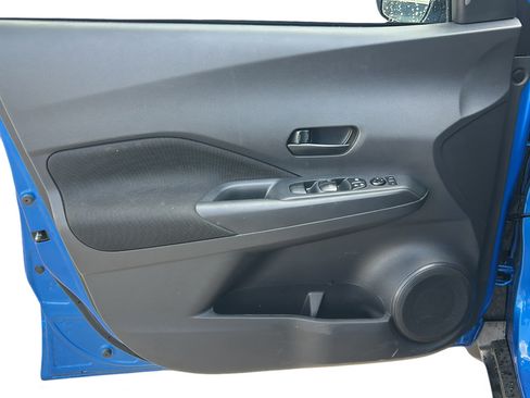 Certified 2025 Nissan Kicks Play S FWD image 11