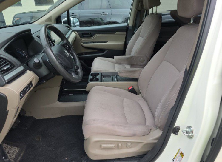 Used 2019 Honda Odyssey EX image 7