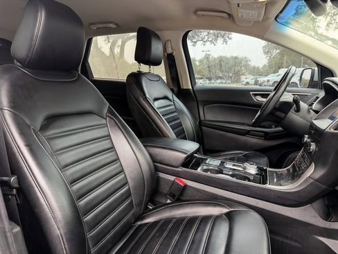 Used 2020 Ford Edge SEL w/ Convenience Package image 12