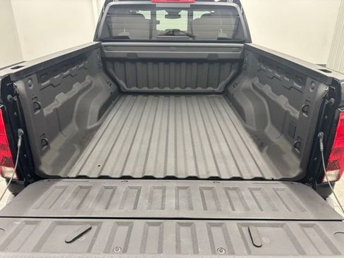 Used 2025 Chevrolet Colorado Trail Boss AWD/4WD image 5