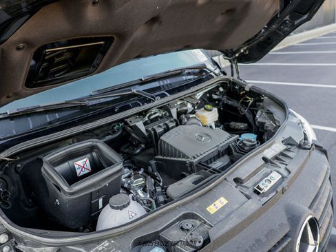 Used 2024 Mercedes-Benz Sprinter 2500 image 15